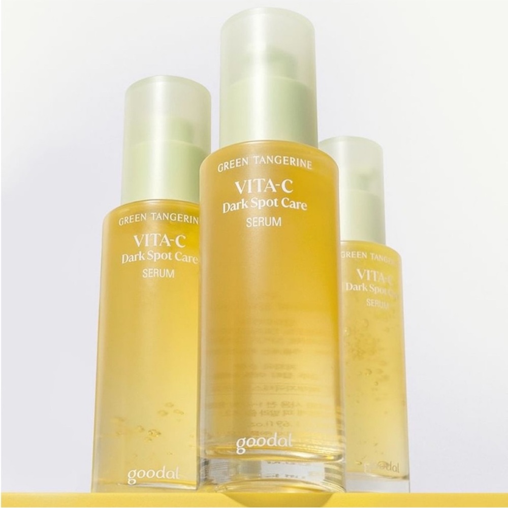 Goodal Green Tangerine Vita-C Dark Spot
Care Serum Jumbo - BN & Unused